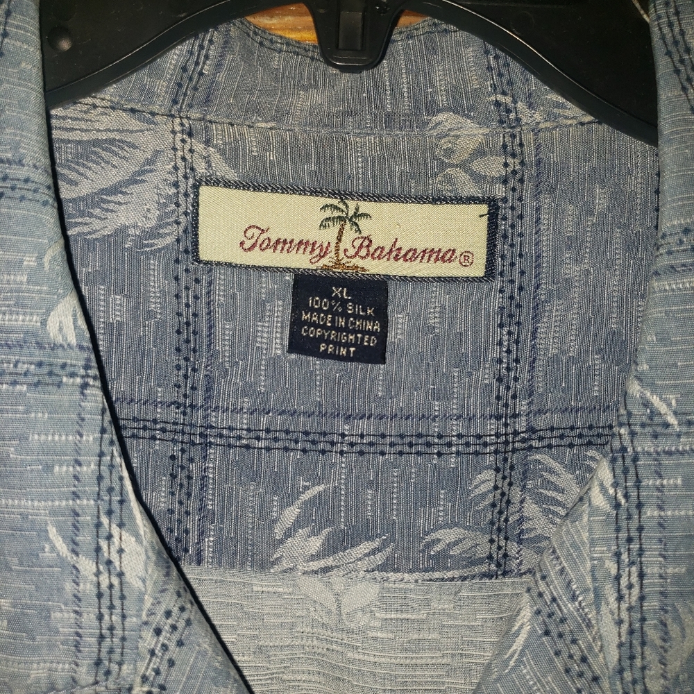 Short sleeve button down - Picture 2 of 3